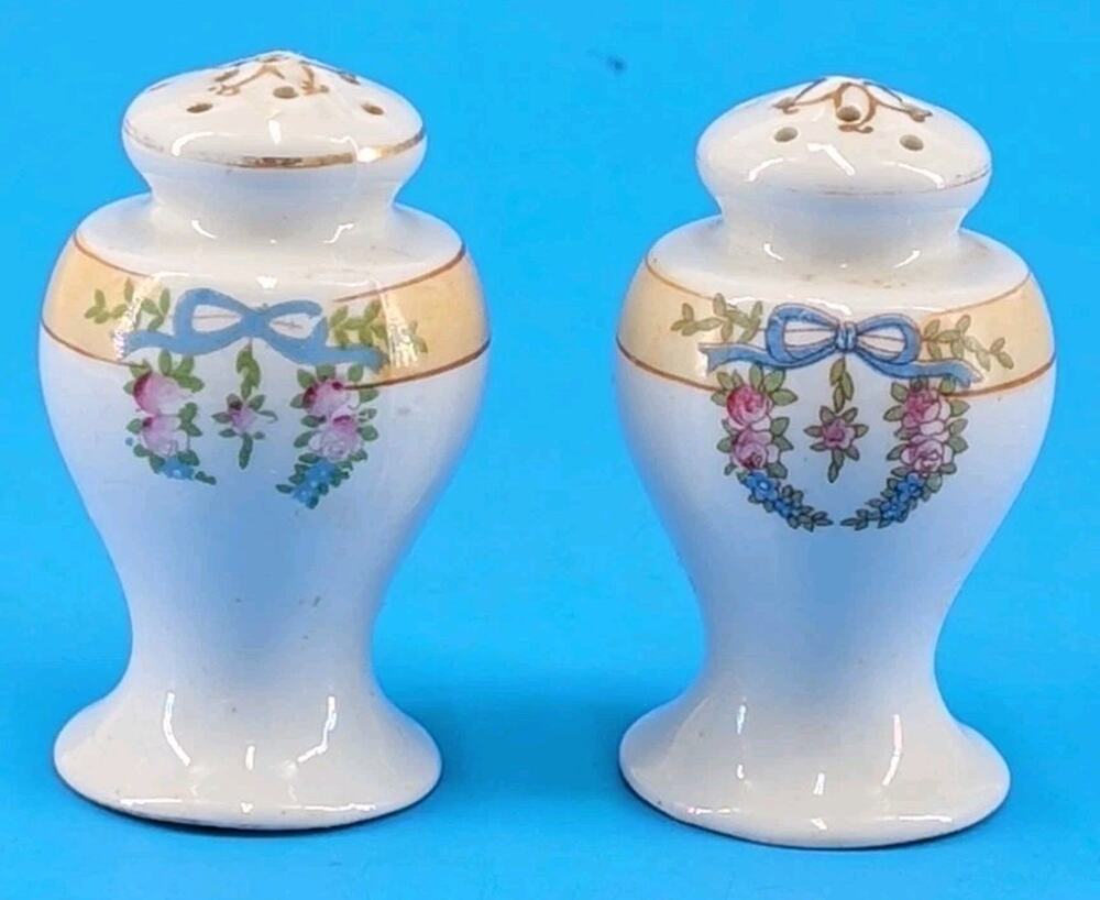 Vintage Noritake Sheridan Porcelain Floral Salt & Pepper Shakers Made In Japan